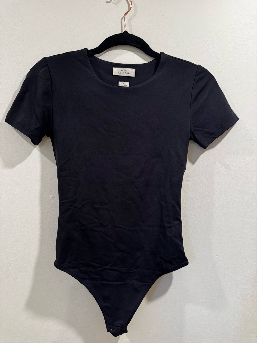 Aritzia Black Short-Sleeve Bodysuit - Classic Crew Neck S